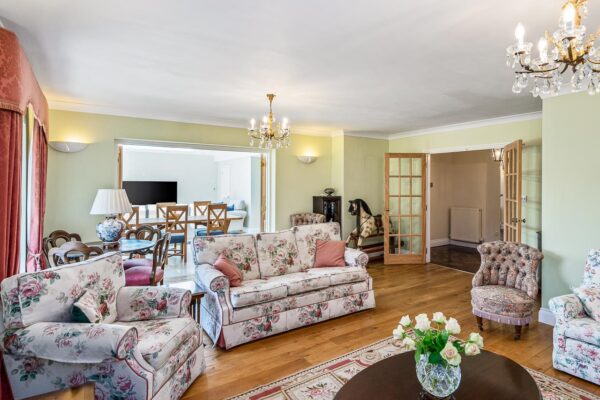 Myddleton Road, Ware, SG12