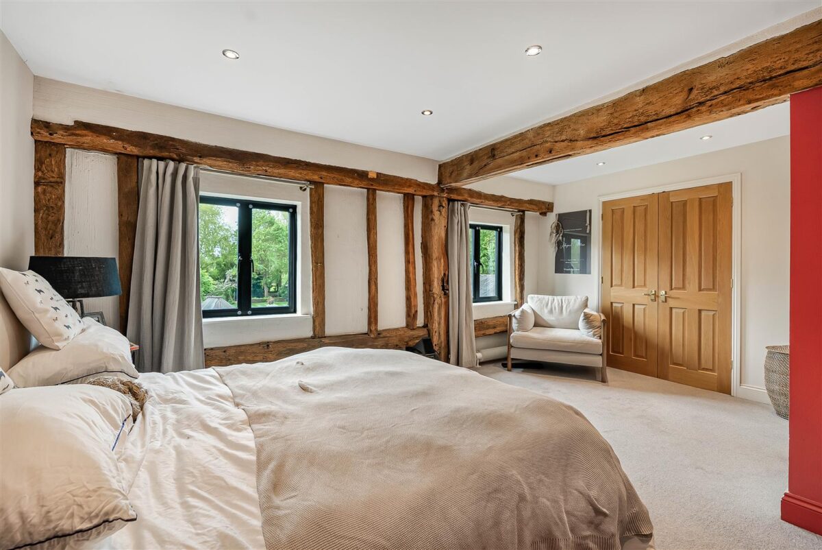 London Road, Hertford, SG13