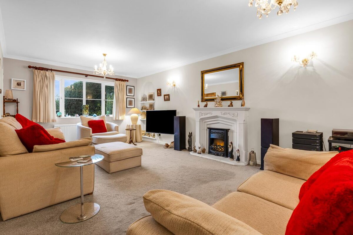 Portland Place, Hertford Heath, SG13