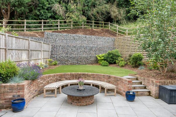 White Horse Close, Hertingfordbury, SG14