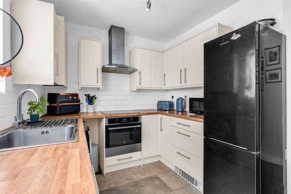 Bengeo Street, Hertford, SG14