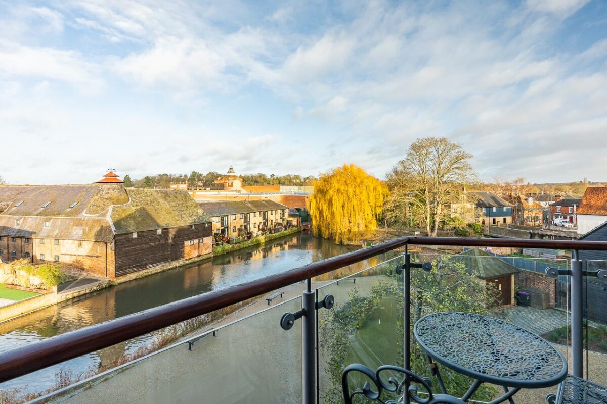 Maidenhead Street, Hertford, SG14