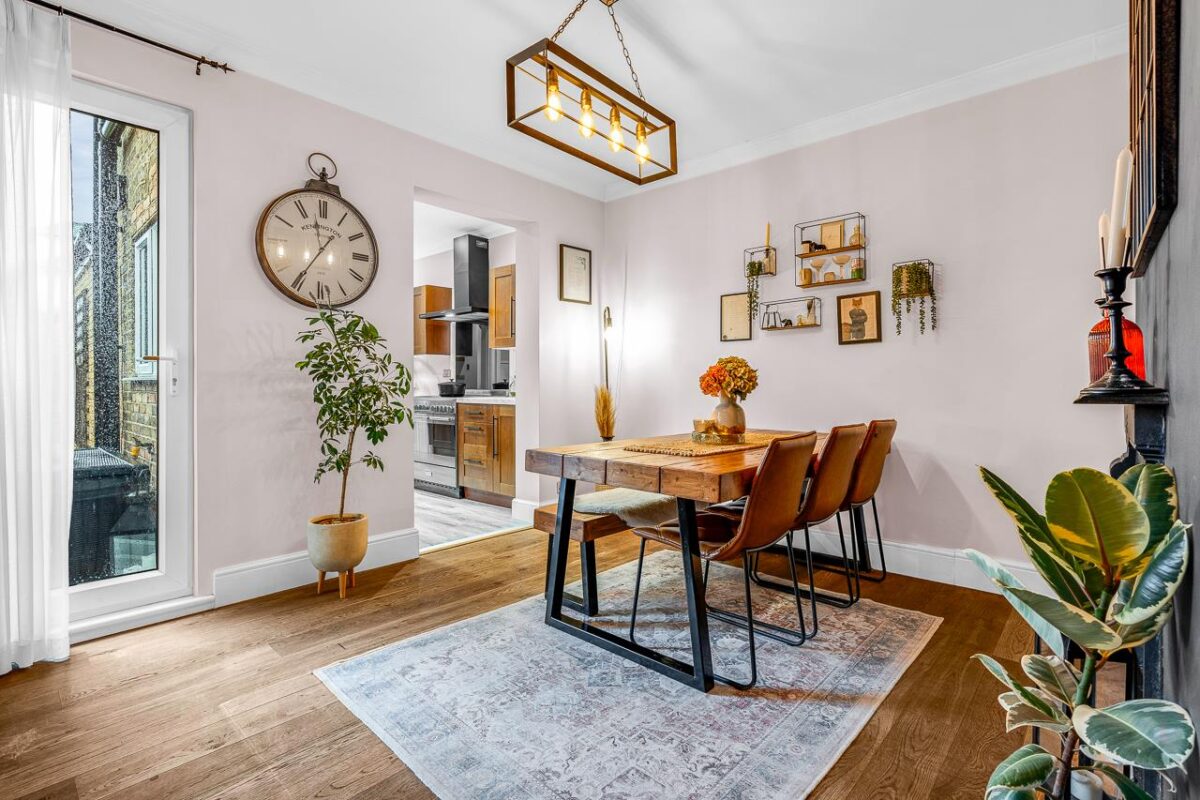 Garland Road, Ware, SG12