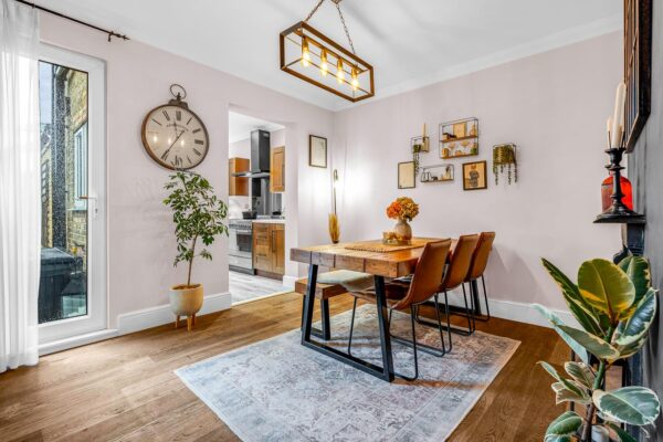 Garland Road, Ware, SG12