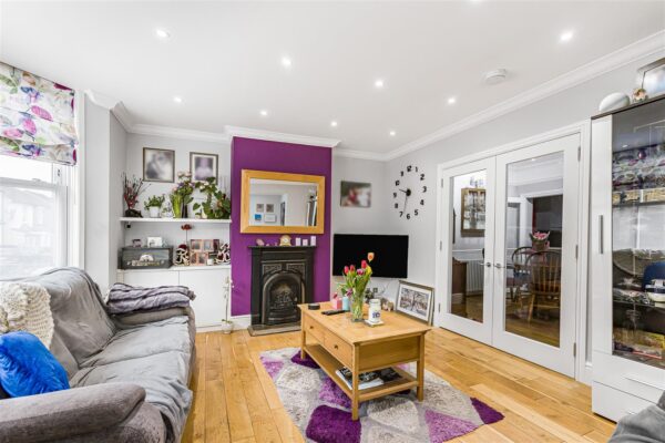 Musley Hill, Ware, SG12