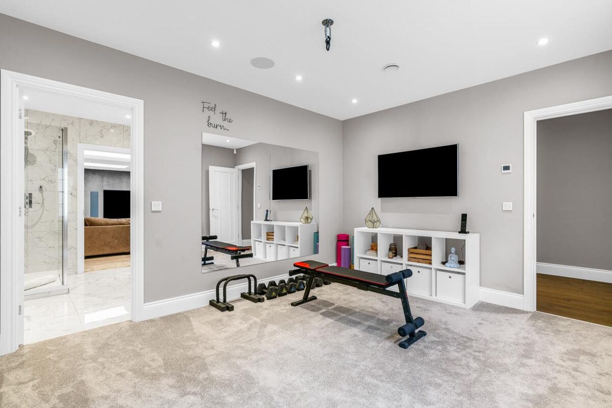 White Horse Close, Hertingfordbury, SG14