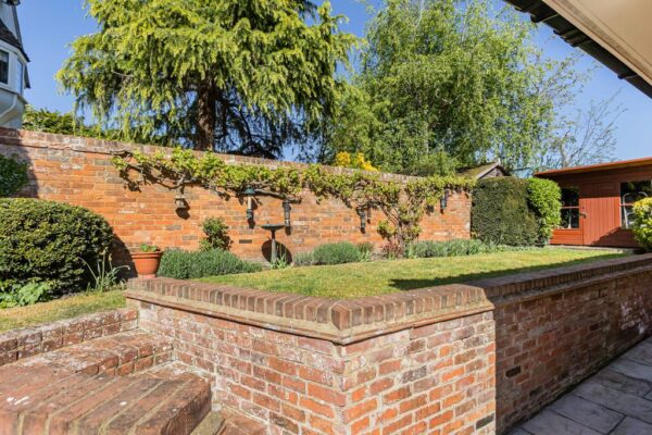 Widbury Hill, Ware, SG12