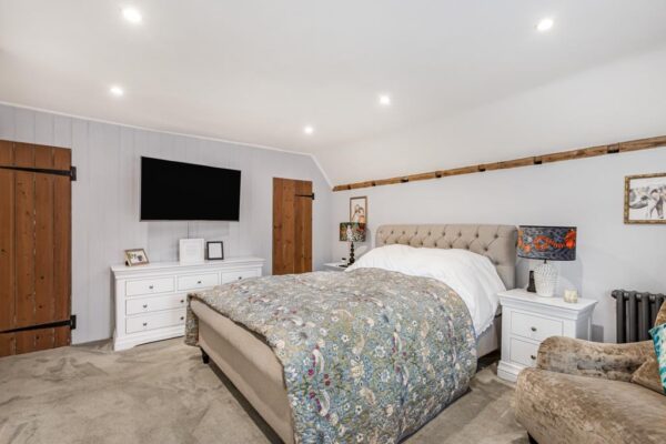 High Street, Hunsdon, SG12
