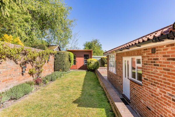 Widbury Hill, Ware, SG12
