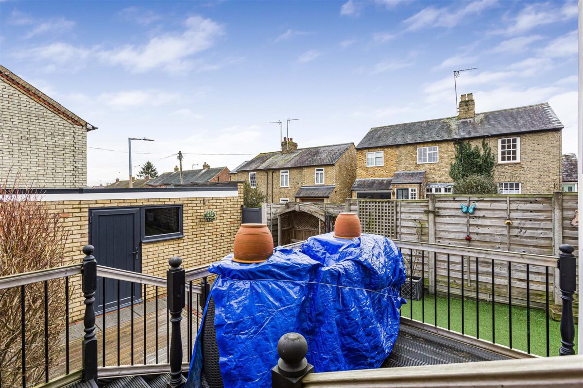Musley Hill, Ware, SG12
