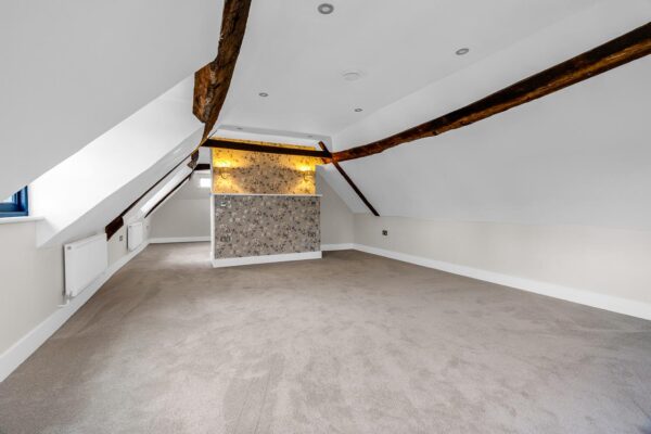 Cowbridge, Hertford, SG14