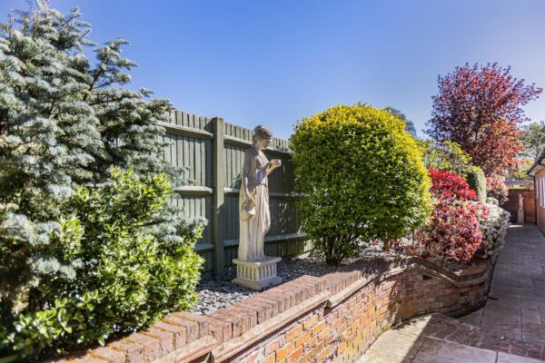 Widbury Hill, Ware, SG12