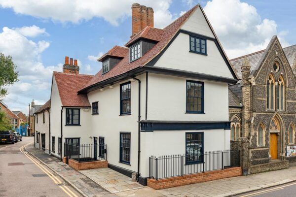 Cowbridge, Hertford, SG14