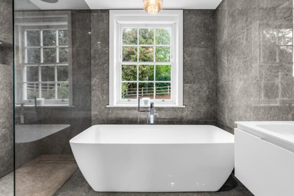 White Horse Close, Hertingfordbury, SG14