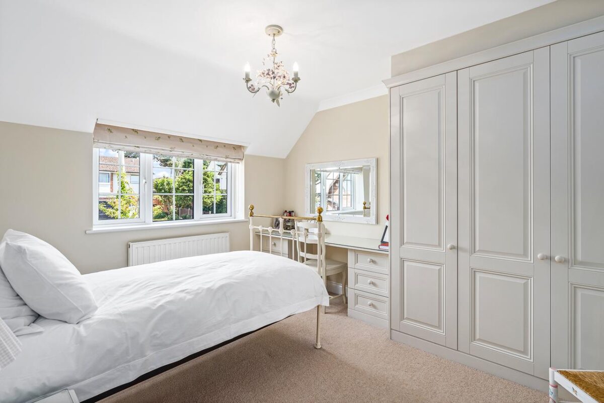 Myddleton Road, Ware, SG12