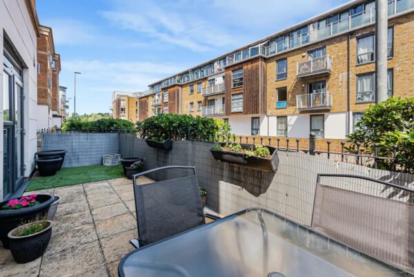Mead Lane, Hertford