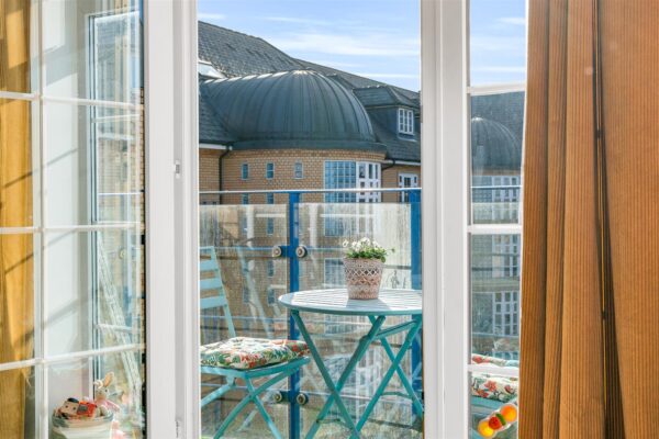 Newland Gardens, Hertford, SG13