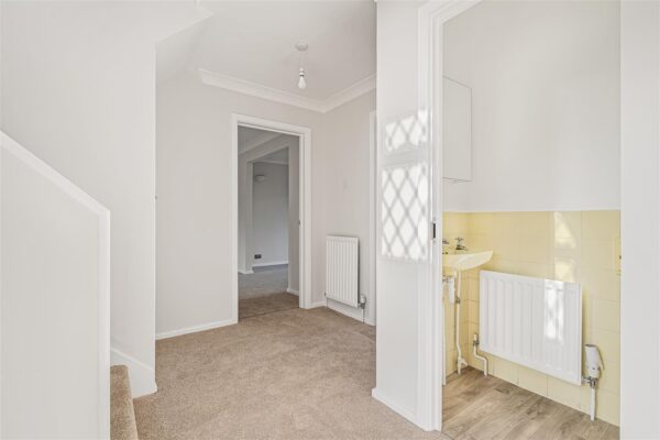 Rivershill, Watton At Stone, SG14