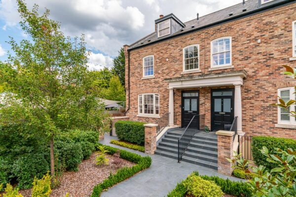 White Horse Close, Hertingfordbury, SG14