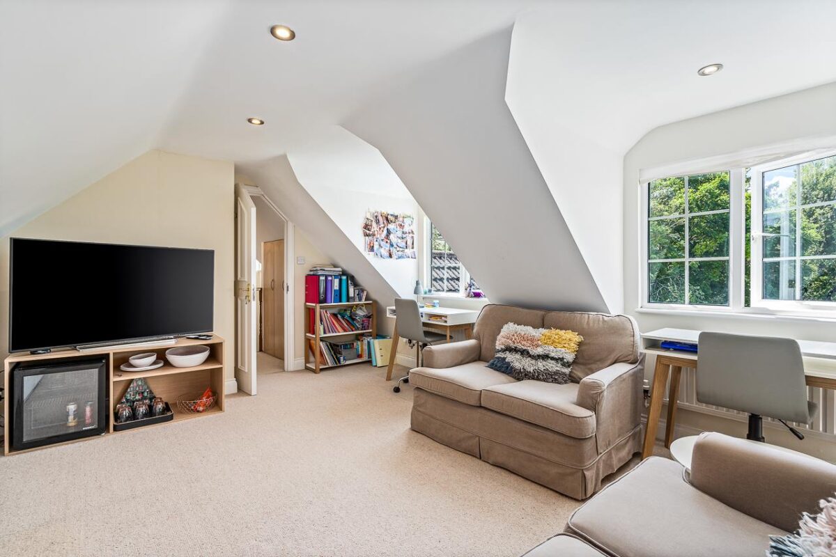 Myddleton Road, Ware, SG12