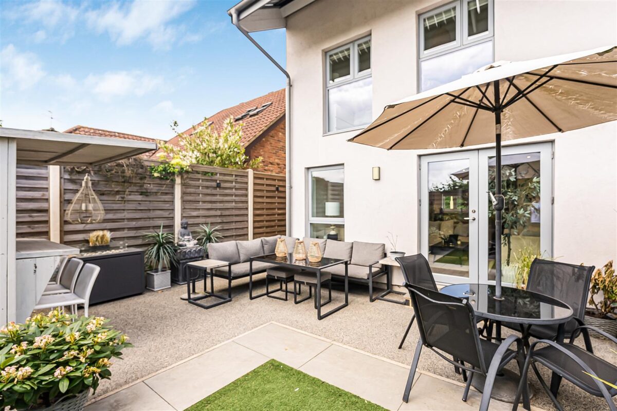 Watton Road, Ware, SG12