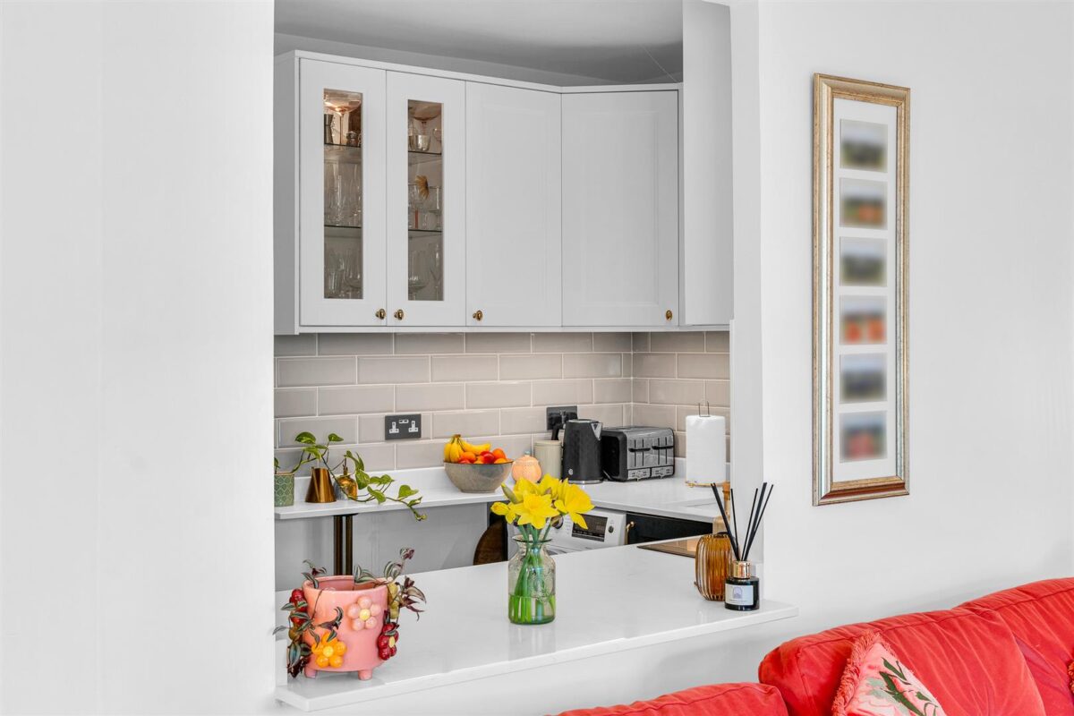 Newland Gardens, Hertford, SG13