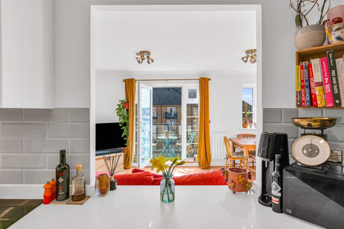 Newland Gardens, Hertford, SG13