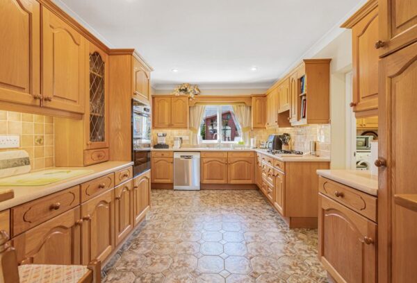Widbury Hill, Ware, SG12