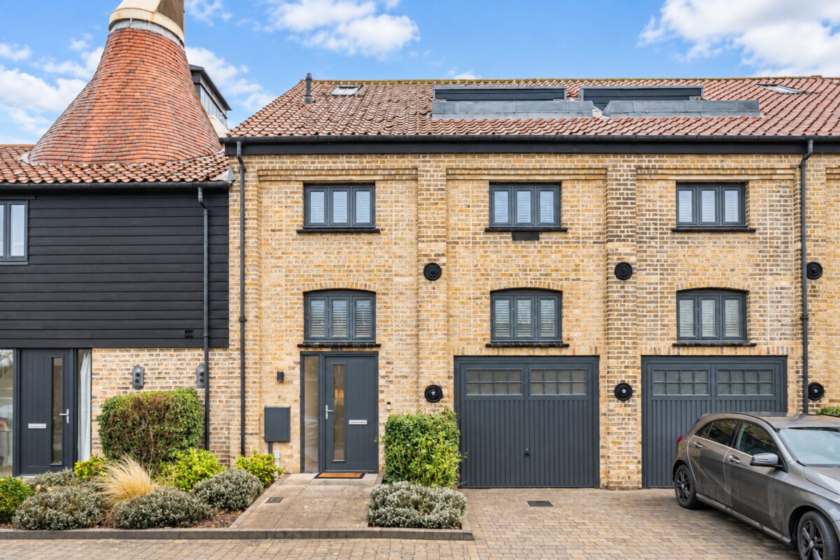 Watton Road, Ware, SG12