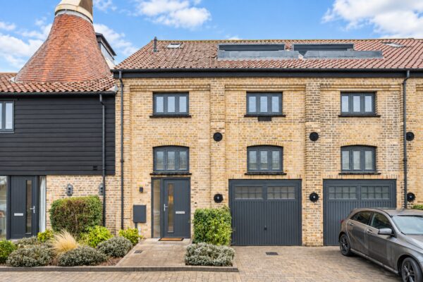 Watton Road, Ware, SG12