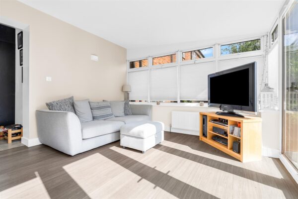 Bengeo Street, Hertford, SG14