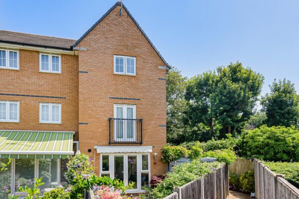 Gallows Way, Hertford