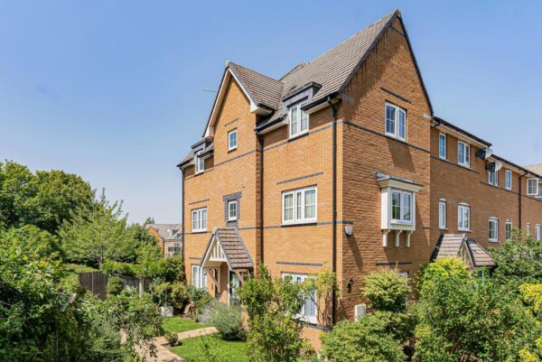 Gallows Way, Hertford