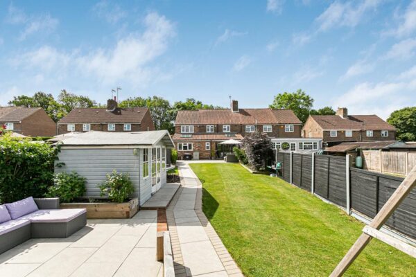 Colliers End, Ware