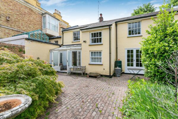 North Road, Hertford