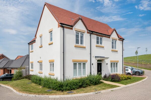Wheatfield Gardens, Puckeridge, Ware
