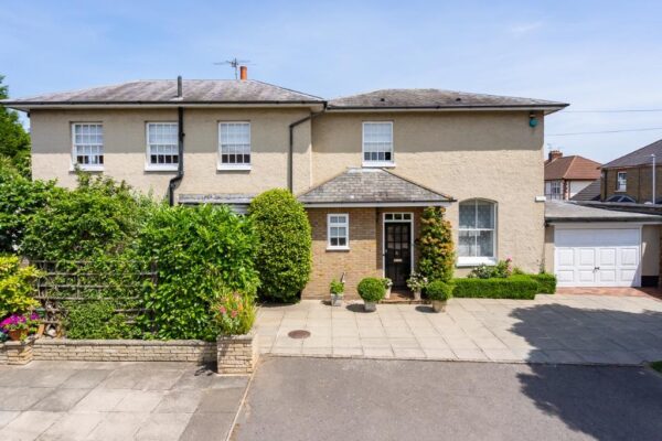Blindmans Lane, Cheshunt, EN8