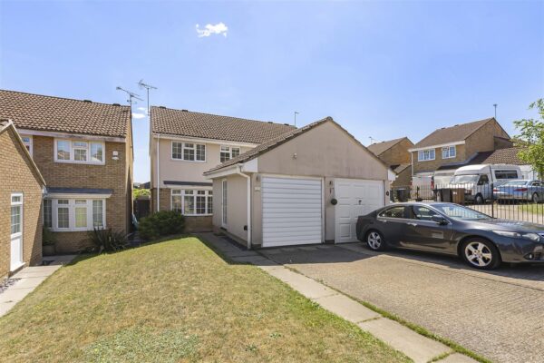 Delfcroft, Ware, SG12