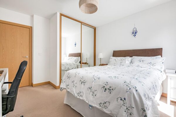 Mead Lane, Hertford, SG13
