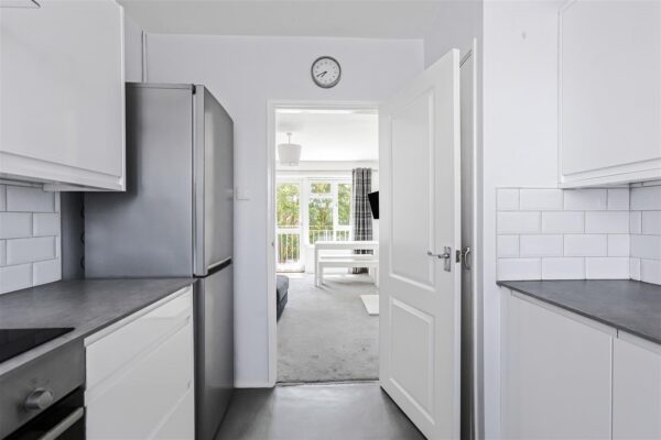 Burnett Square, Hertford, SG14