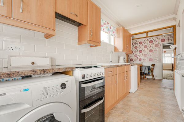 High Street, Watton At Stone, SG14