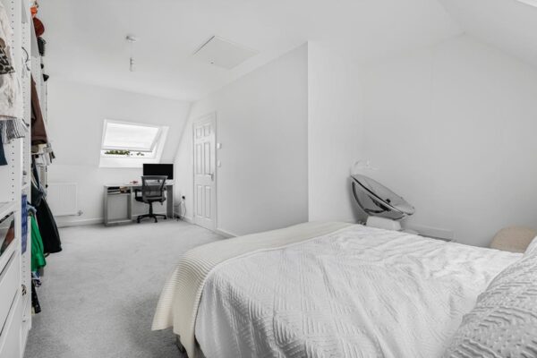 Ware Road, Hertford, SG13