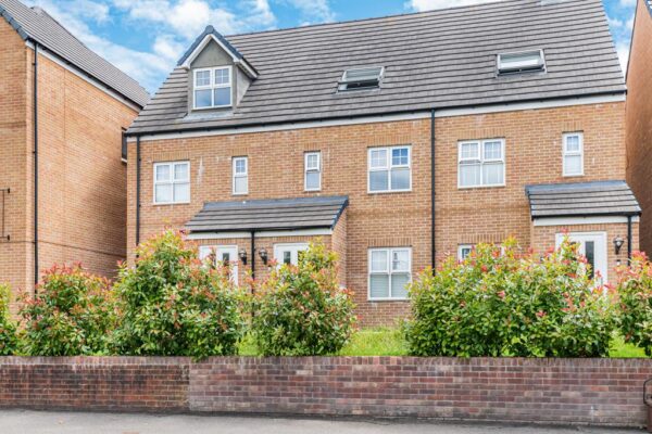 Ware Road, Hertford, SG13
