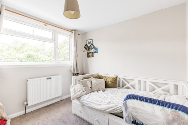 Chandlers Way, Hertford, SG14