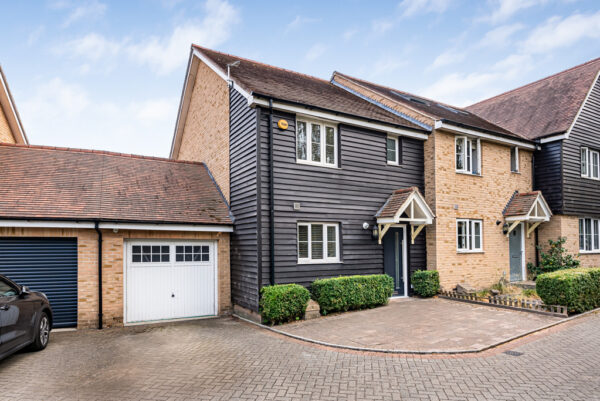 Buckwells Field, Hertford, SG14