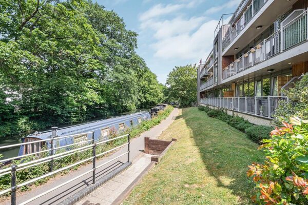 Mead Lane, Hertford