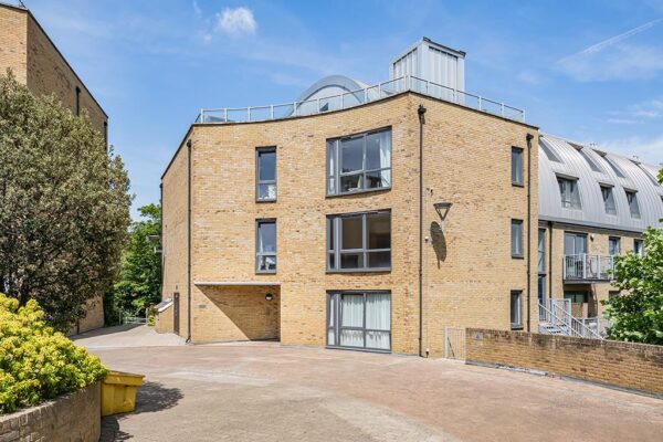Mead Lane, Hertford