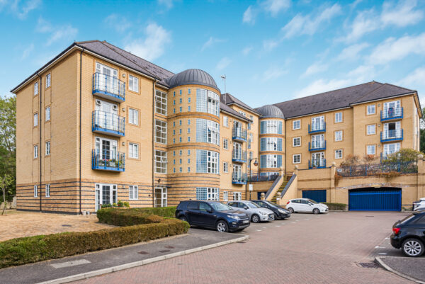 Newland Gardens, Hertford, SG13