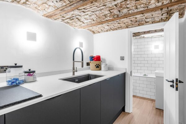 Villiers Street, Hertford, SG13