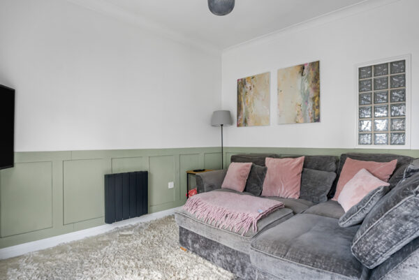 Newland Gardens, Hertford, SG13